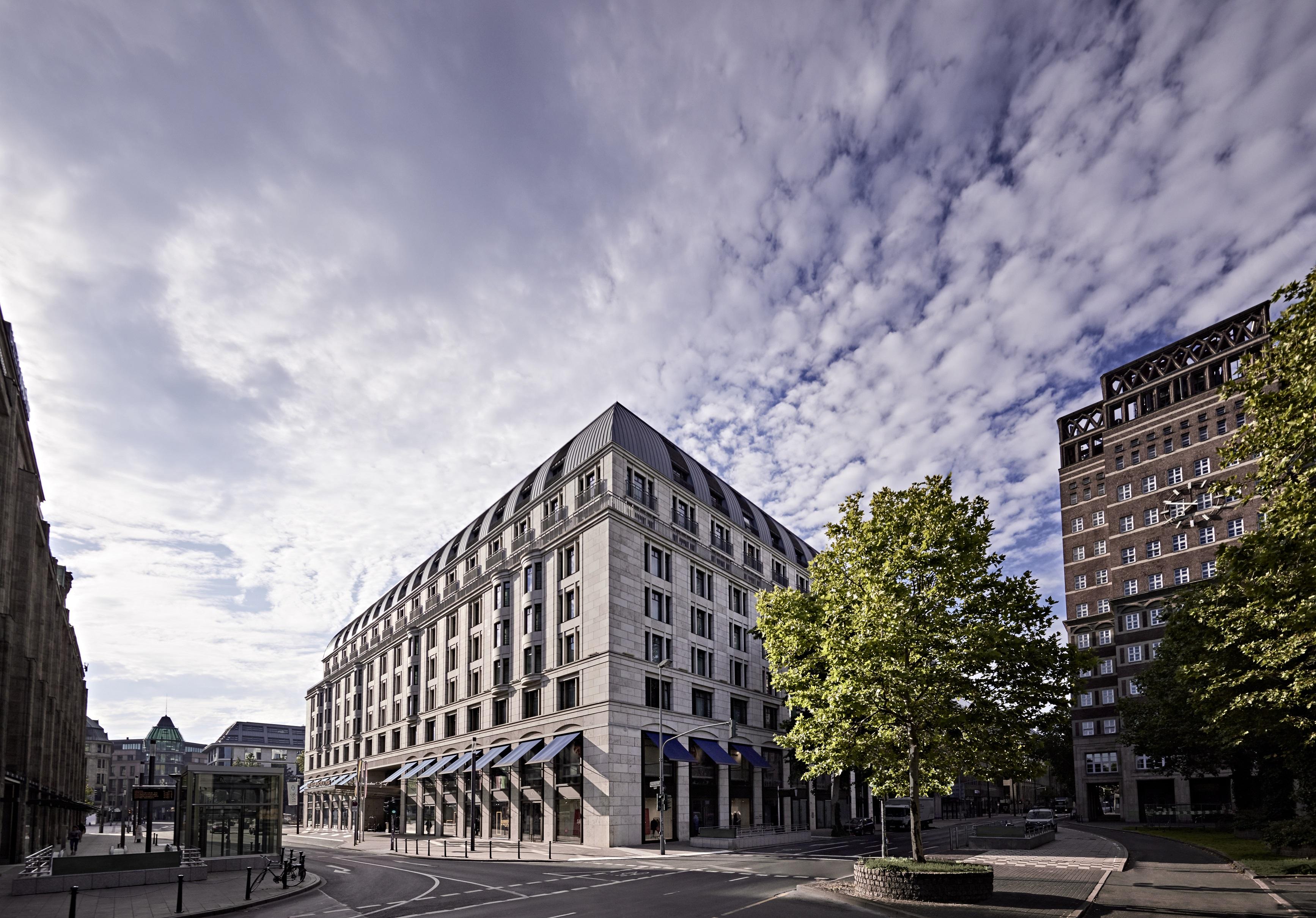 Capella Breidenbacher Hof Düsseldorf Exterior foto